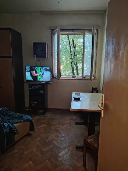 Prvomajska | 4zida.rs