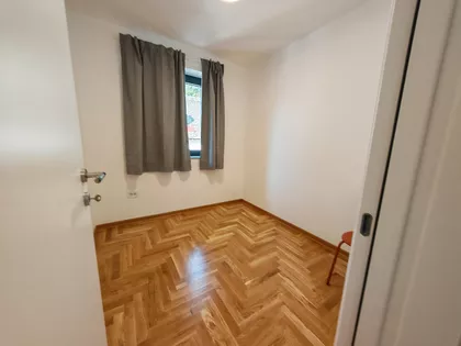 Cetinjska | 4zida.rs