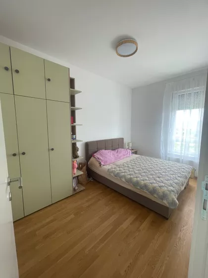 Bulevar Jovana Dučića 77 | 4zida.rs