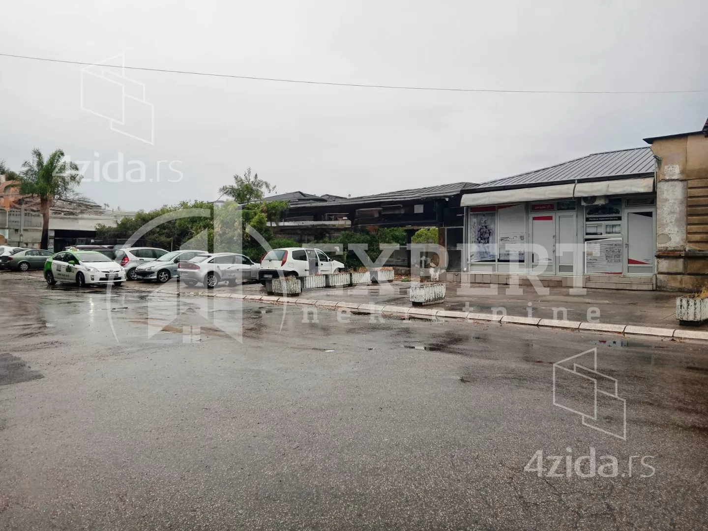Lokal | 4zida