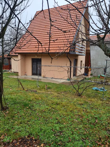 Šumadijska 9 | 4zida.rs