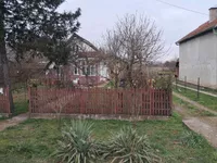 Obrež, Okolne lokacije, Pećinci | 4zida.rs