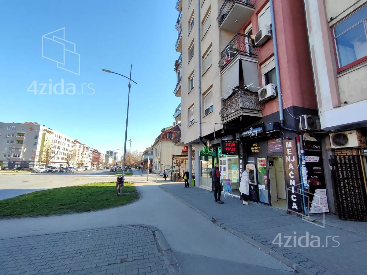 Poslovni prostor | 4zida