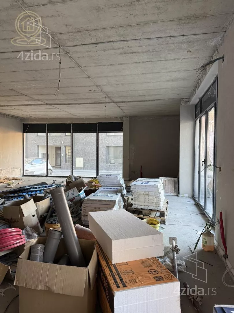 Poslovni prostor | 4zida