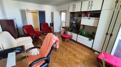 Pariske Komune | 4zida.rs