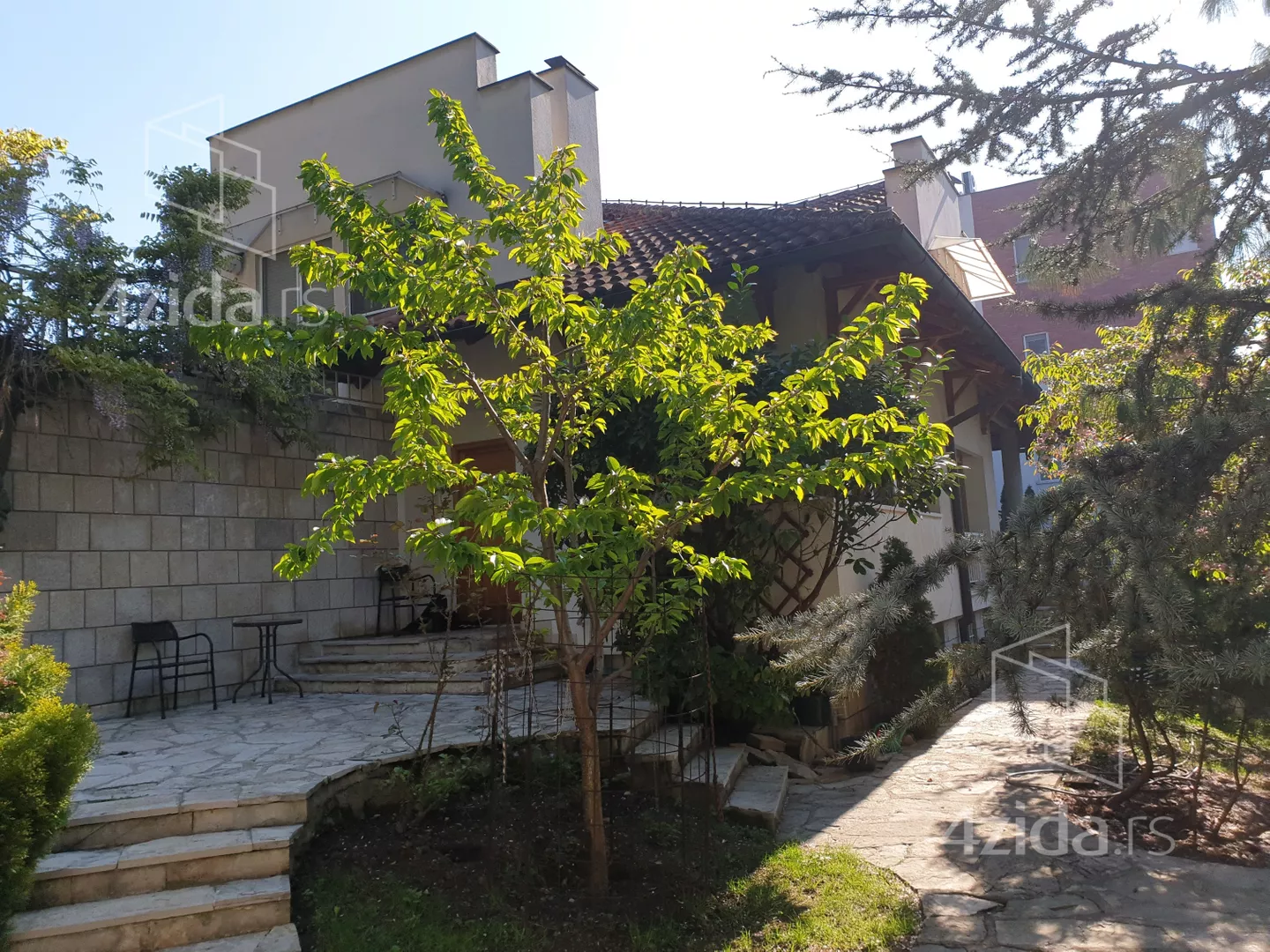 3-etažna kuća | 4zida
