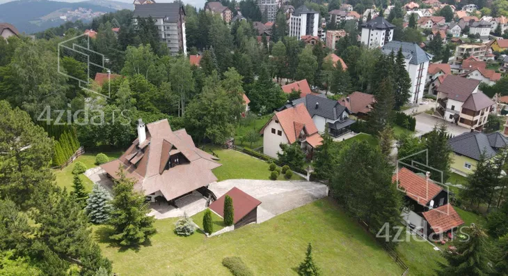 4-etažna kuća | 4zida