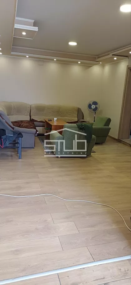 Železnik | 4zida.rs