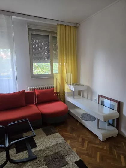 Železnička stanica | 4zida.rs