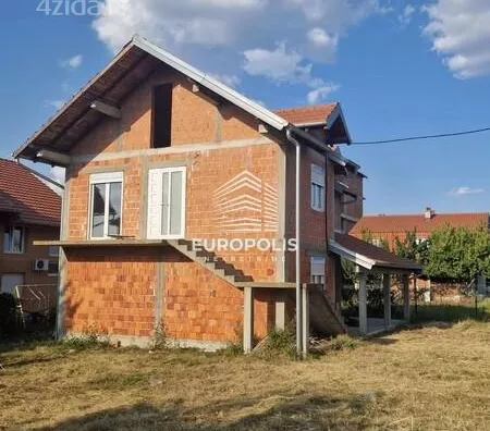 3-etažna kuća | 4zida