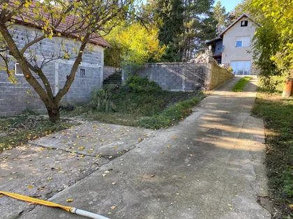 Branislava Menkovića 10a | 4zida.rs