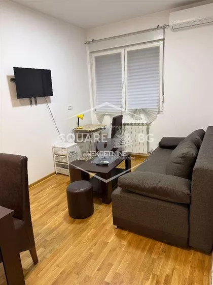 Gospodara Vučića | 4zida.rs