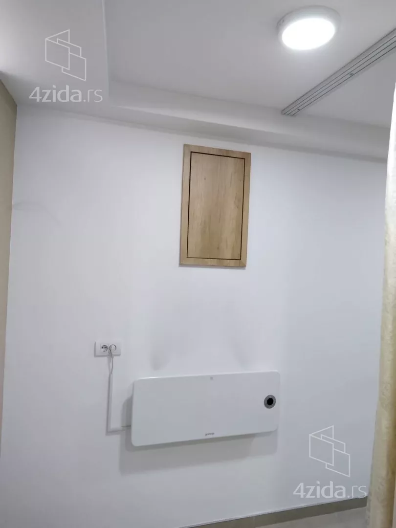 Lokal | 4zida