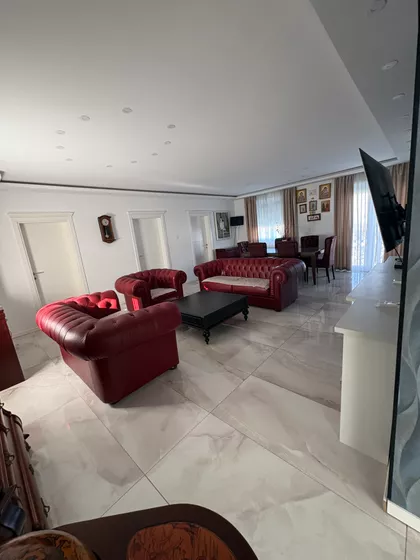 Diane Budisavljević 7 | 4zida.rs