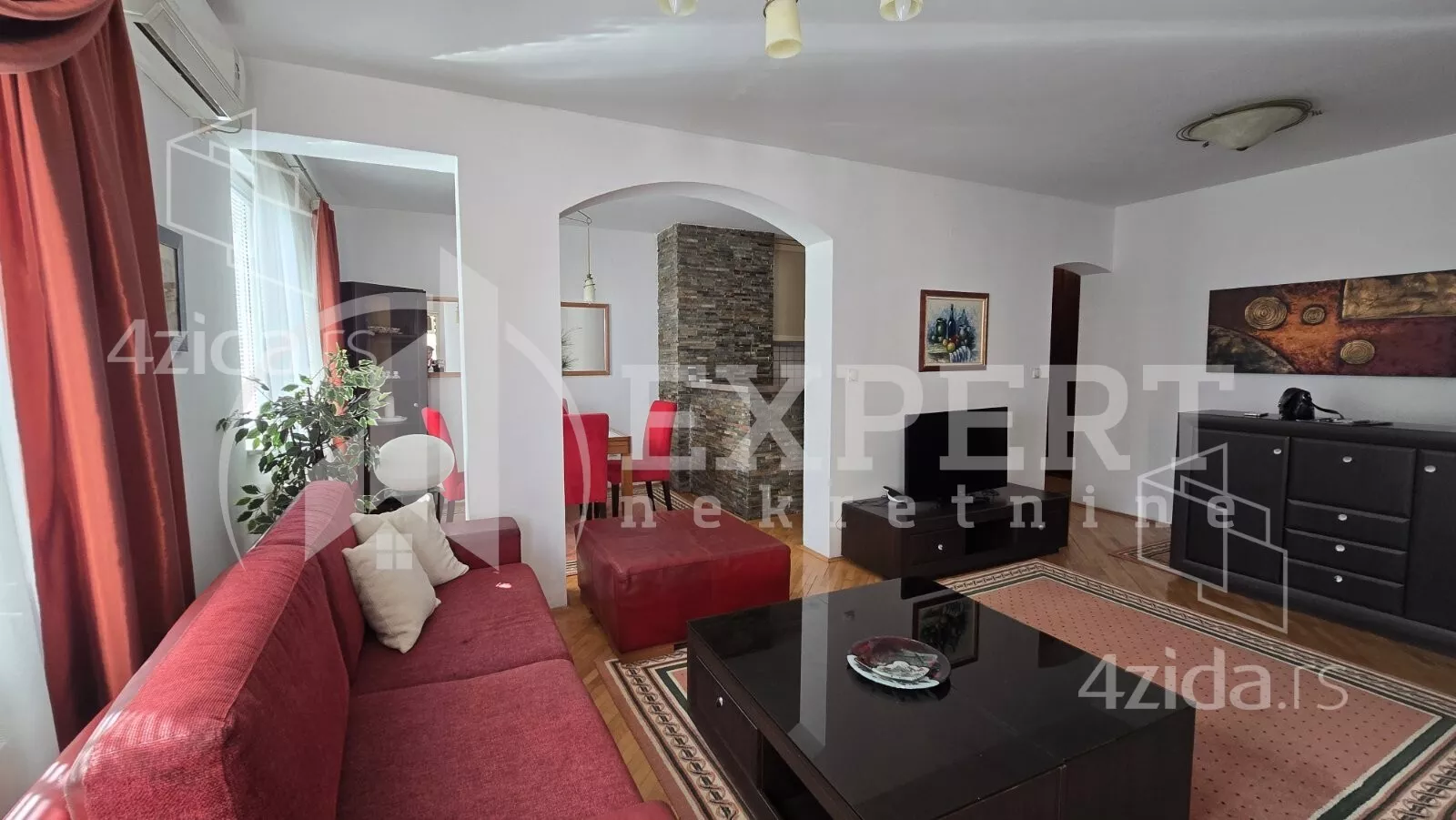 Dvoiposoban stan | 4zida