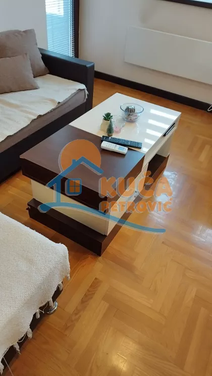 9. brigade | 4zida.rs