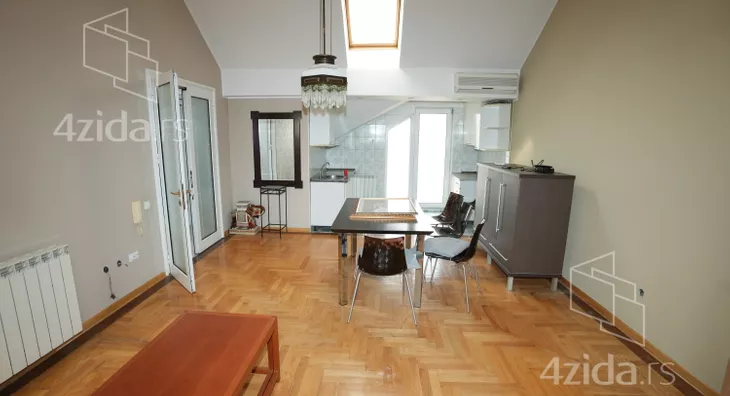 4-etažna kuća | 4zida