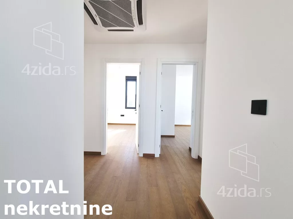 Četvoroiposoban stan | 4zida