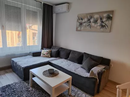 Ekonomski/Pravni Fakultet | 4zida.rs