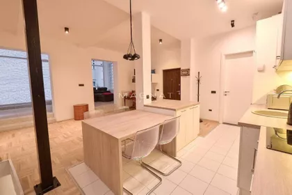 Knez Mihailova | 4zida.rs