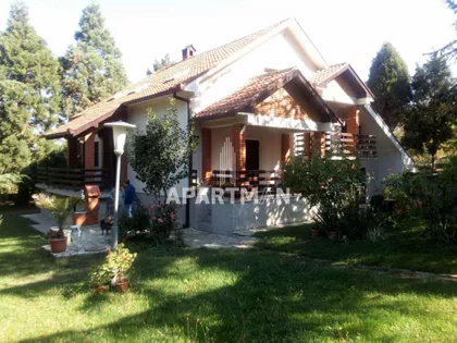 Srednjokrajska | 4zida.rs