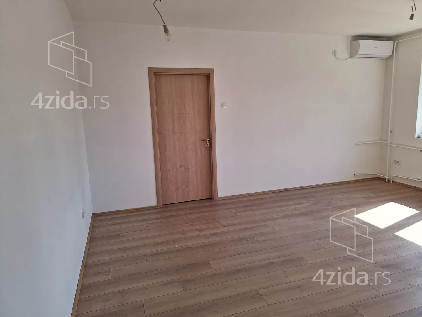 Kancelarija | 4zida