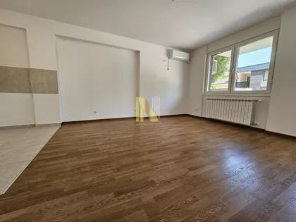 Bulevar Patrijarha Pavla (Somborski Bulevar) | 4zida.rs