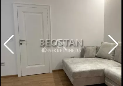 Karadjordjeva | 4zida.rs