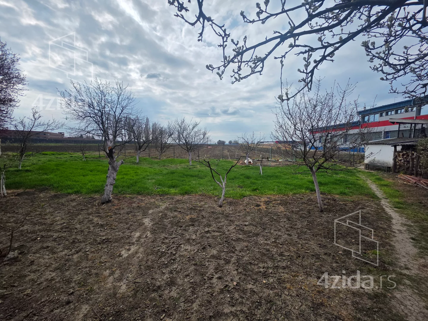 Građevinsko zemljište | 4zida