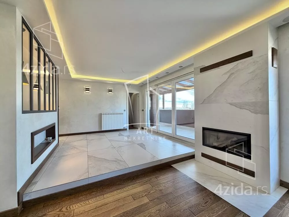 Petosoban stan | 4zida