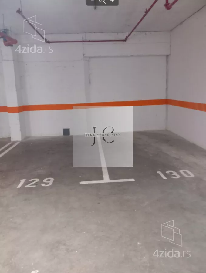 Garaža/Parking | 4zida