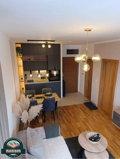 Andrije Jevremovića 117 | 4zida.rs