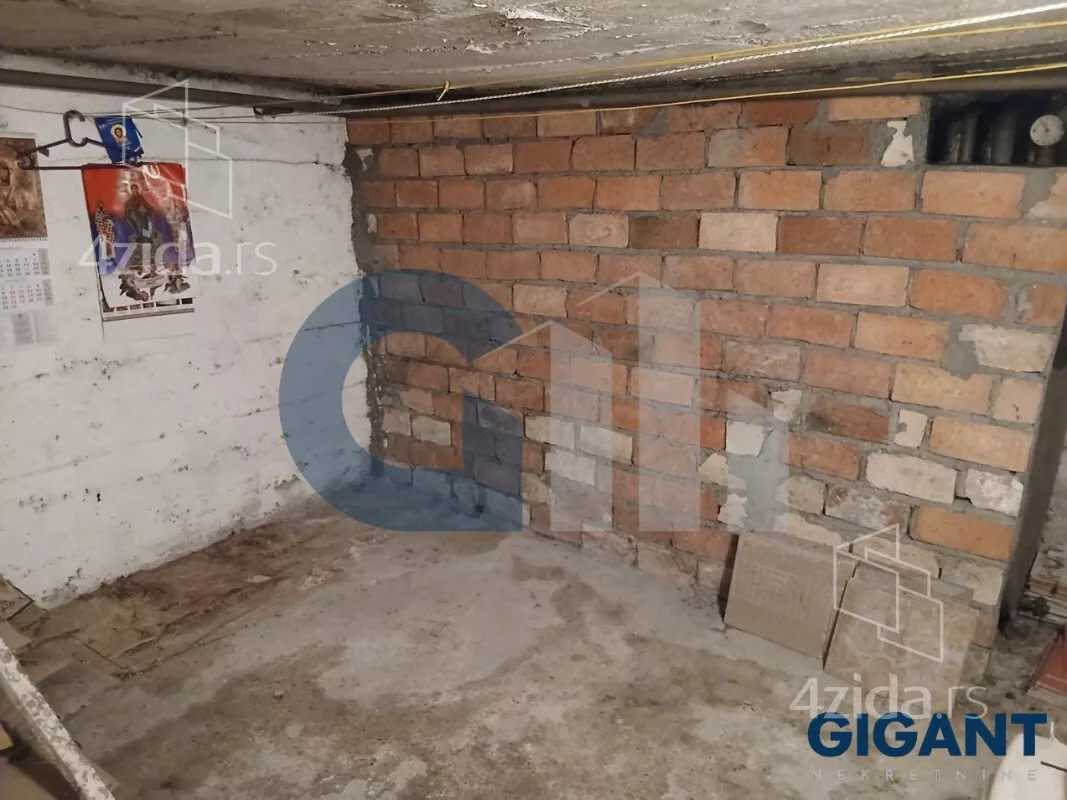 3-etažna kuća | 4zida