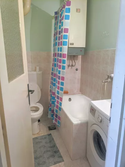 Segedinski Put 17 | 4zida.rs