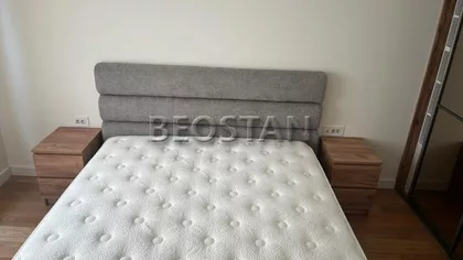 Trešnjinog cveta | 4zida.rs