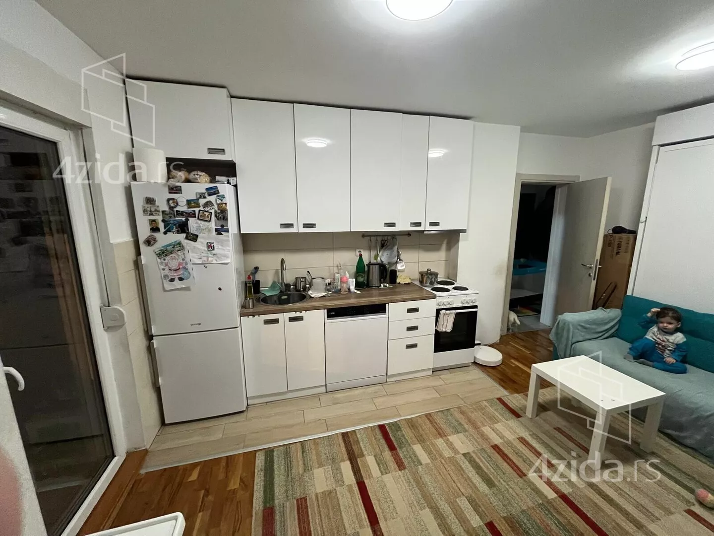 Jednoiposoban stan | 4zida