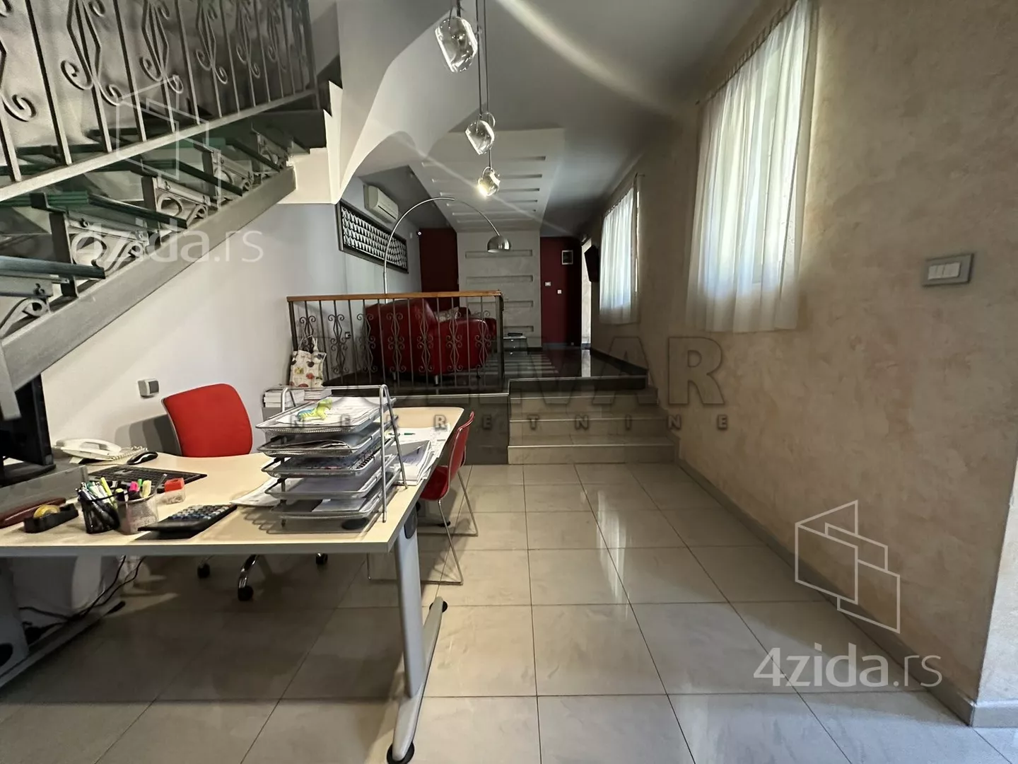 Lokal | 4zida