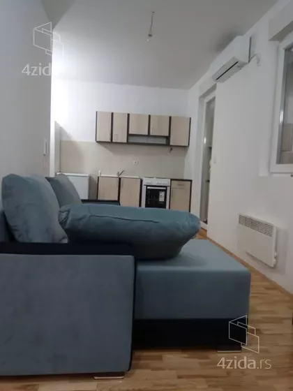 Steve Žigona | 4zida.rs