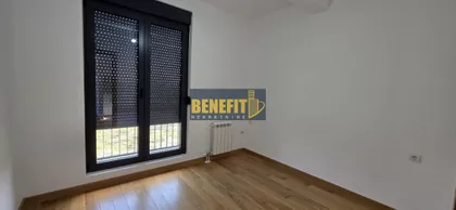 Surčin (mesto) | 4zida.rs