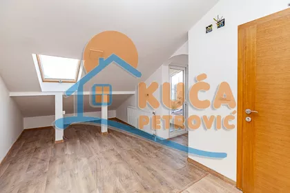 Jahorinska | 4zida.rs