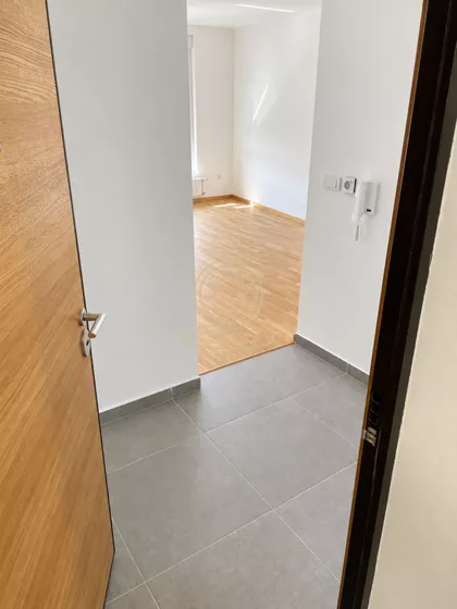 Adamovićevo Naselje | 4zida.rs