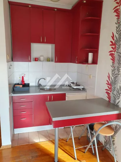 Polgar Andraša | 4zida.rs