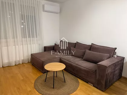 Laze Lazarevića | 4zida.rs