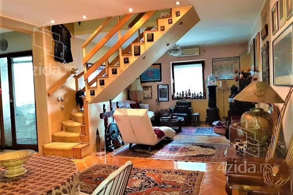 Petosoban stan | 4zida