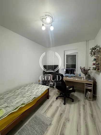 Pariske komune | 4zida.rs