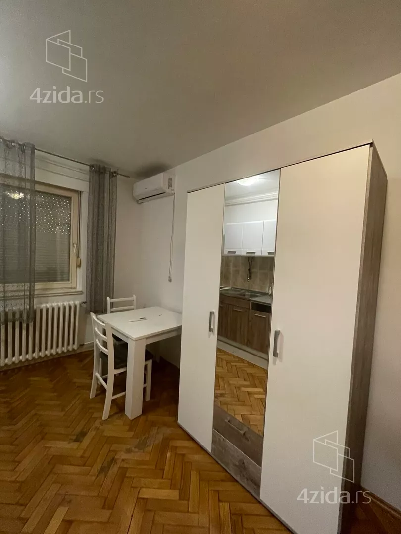 Garsonjera | 4zida