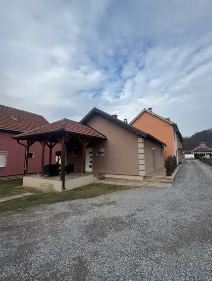 Pere Jovanovića Komirićanca 55/1 | 4zida.rs