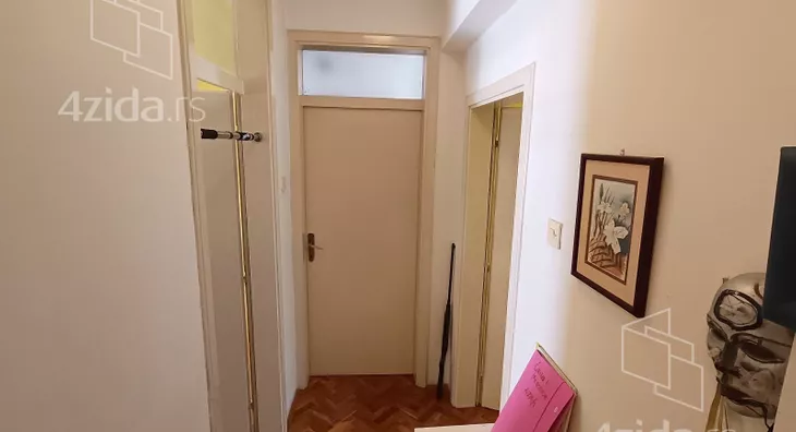 Četvoroiposoban stan | 4zida