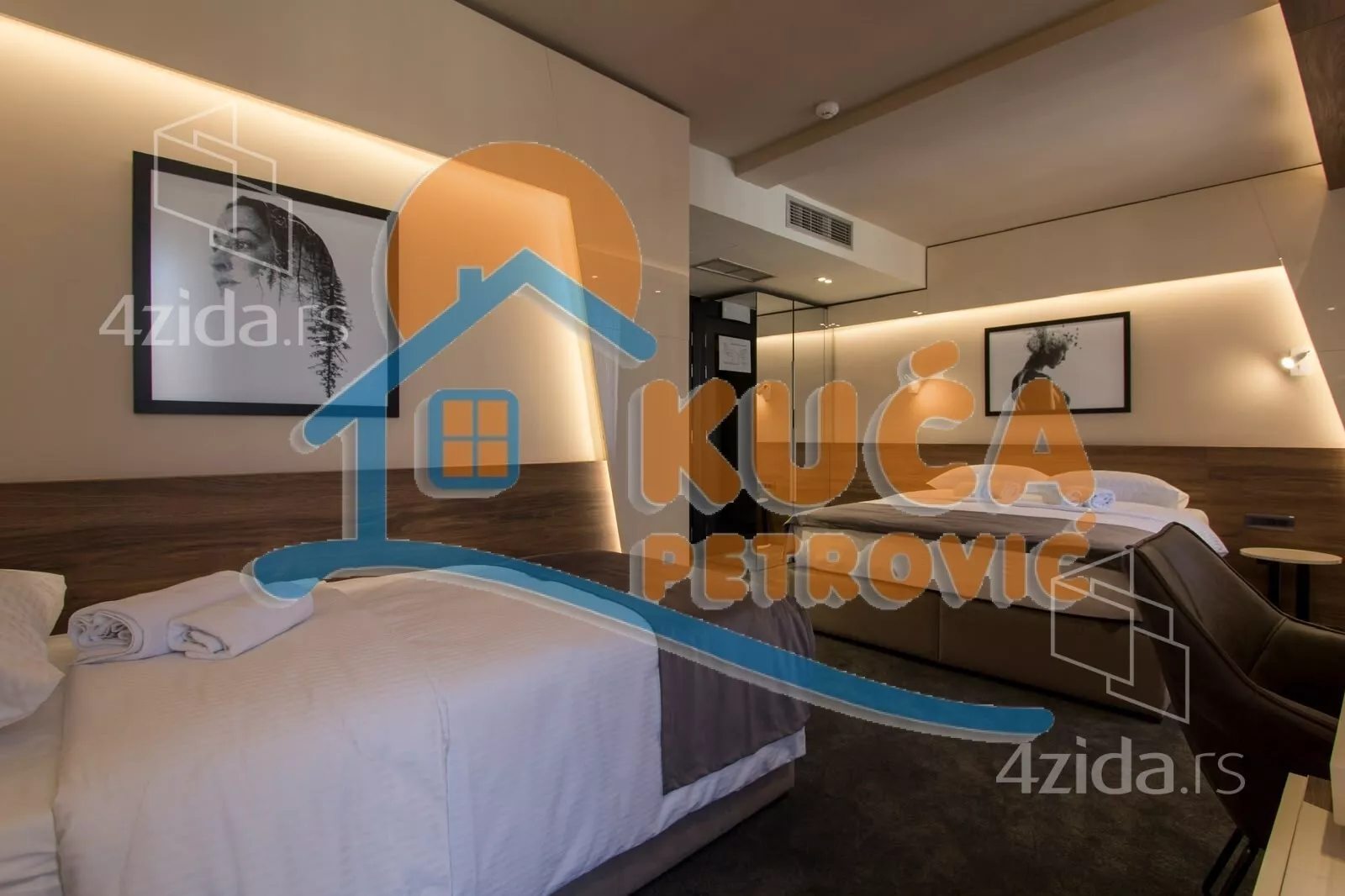 Lokal | 4zida