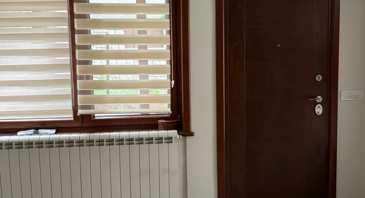 Poslovna zgrada | 4zida